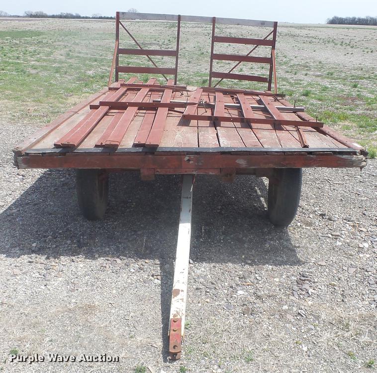image for item EX9134 Mccormick International 30 hay wagon