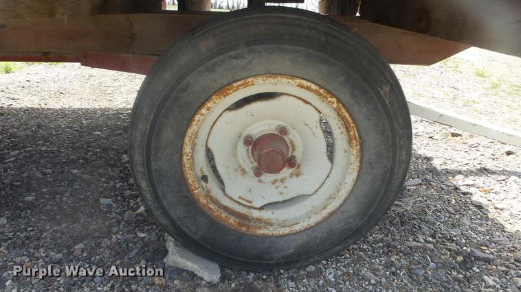 image for item EX9134 Mccormick International 30 hay wagon