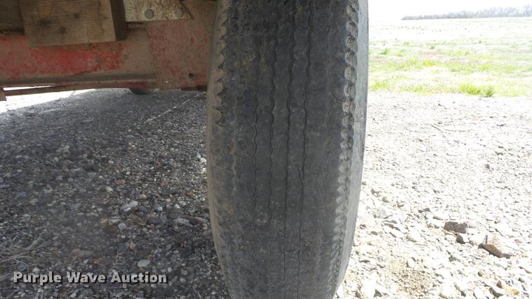 image for item EX9134 Mccormick International 30 hay wagon