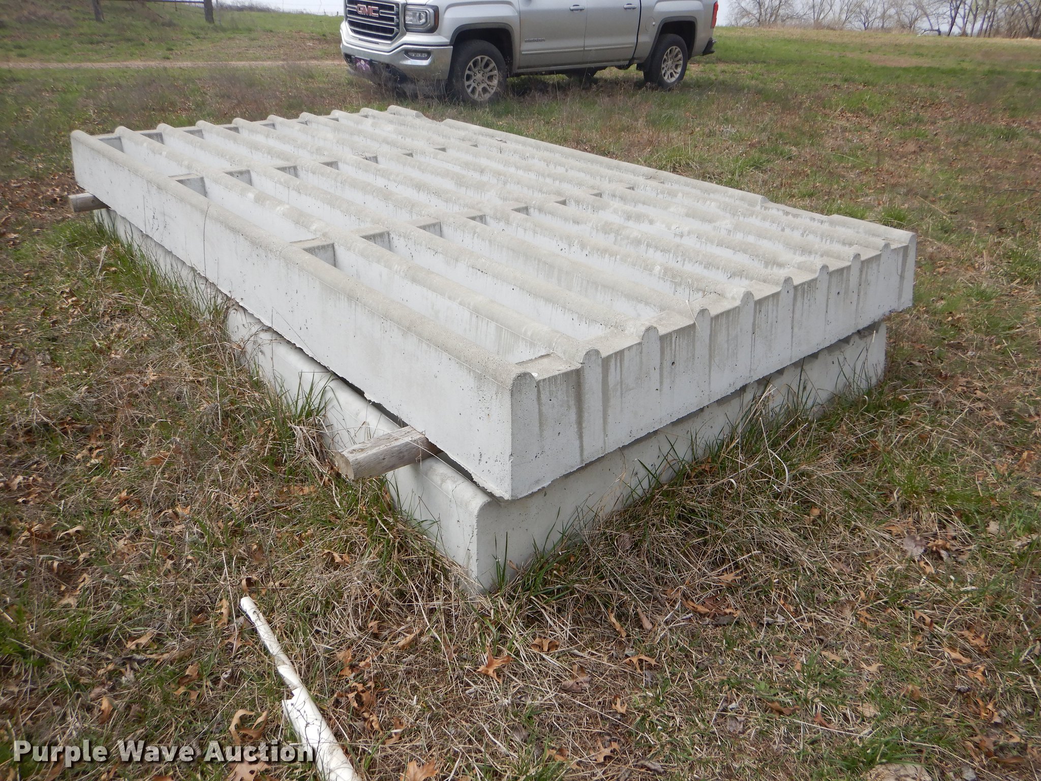 (2) concrete cattle guards in Parsons, KS Item EJ9938 sold Purple Wave