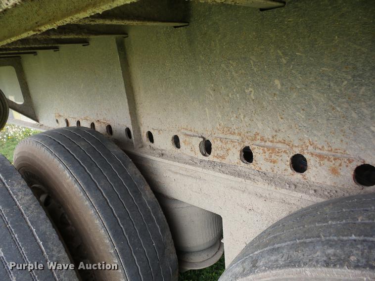 image for item AY9514 2000 Fontaine IFTW-6-8053SLAWK flatbed trailer