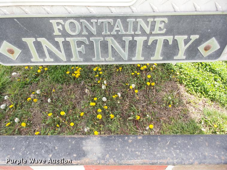 image for item AY9514 2000 Fontaine IFTW-6-8053SLAWK flatbed trailer