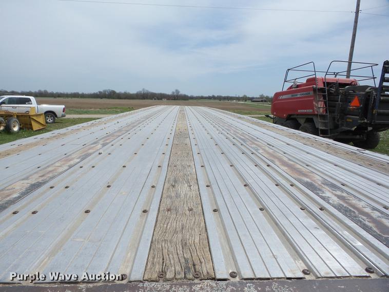 image for item AY9514 2000 Fontaine IFTW-6-8053SLAWK flatbed trailer