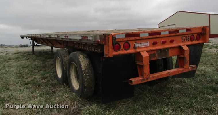 image for item DC4290 1994 Fruehauf PAANF2S48N flatbed trailer