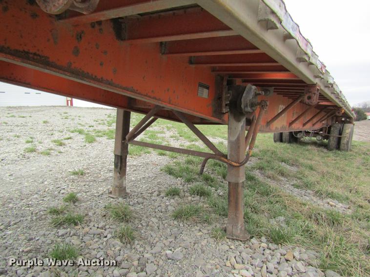 image for item DC4290 1994 Fruehauf PAANF2S48N flatbed trailer