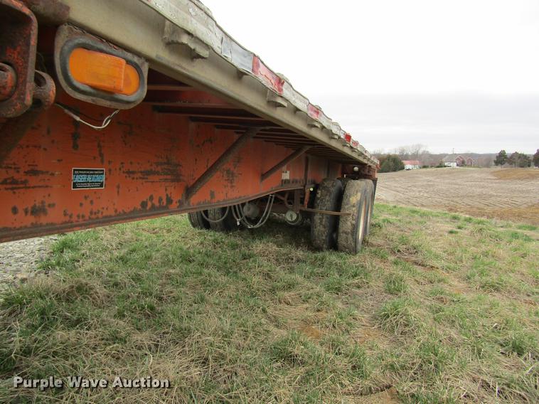 image for item DC4290 1994 Fruehauf PAANF2S48N flatbed trailer