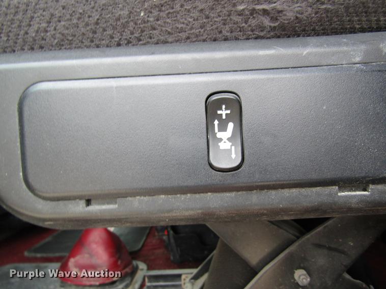 image for item DC4306 2000 Peterbilt 379 semi truck