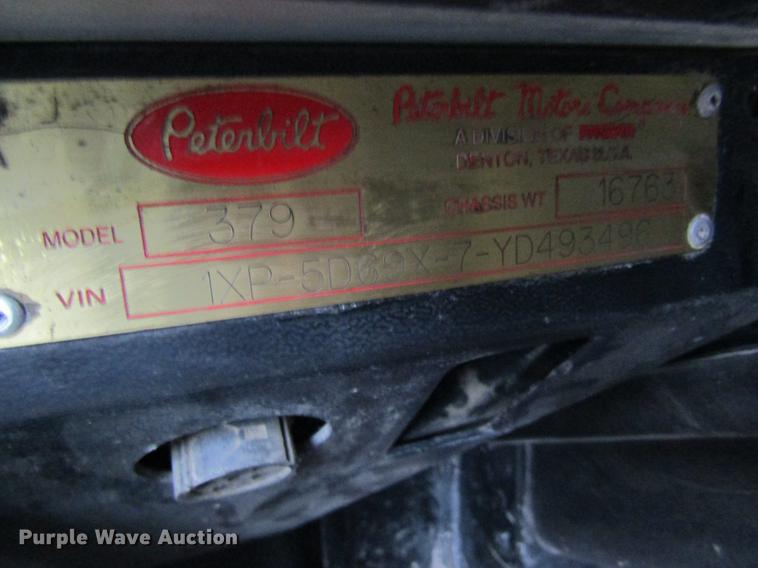 image for item DC4306 2000 Peterbilt 379 semi truck