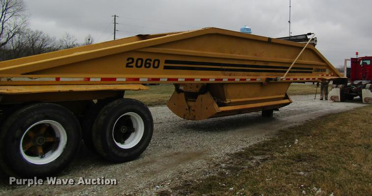 image for item DC4313 1995 Load King 2060-40-2 bottom dump trailer