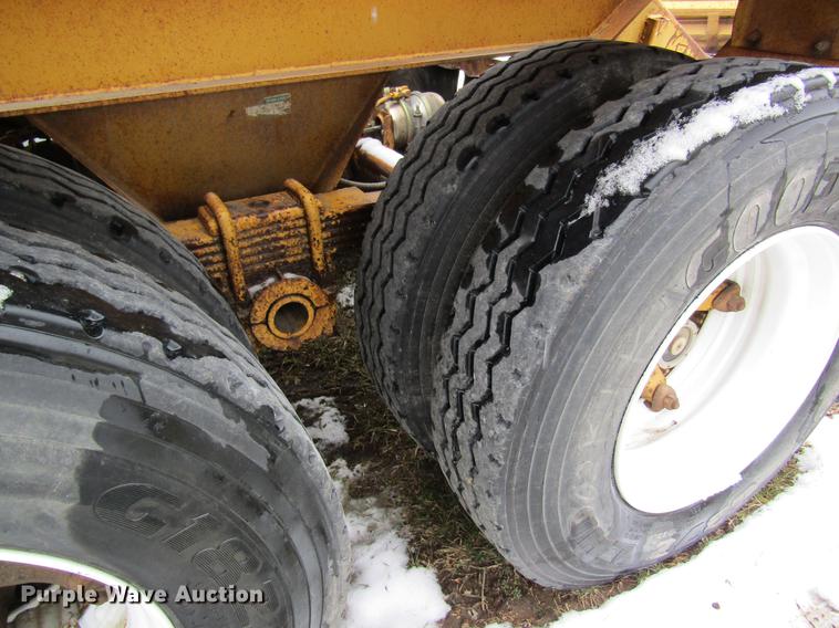 image for item DC4313 1995 Load King 2060-40-2 bottom dump trailer