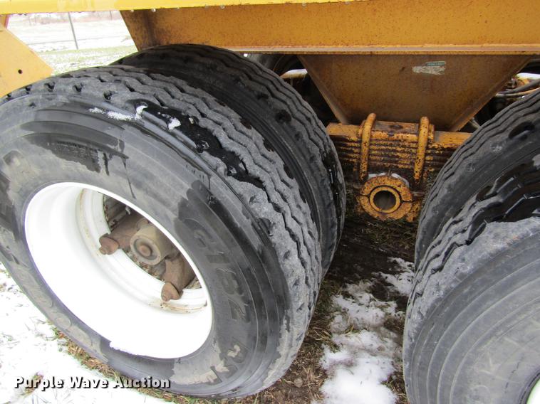 image for item DC4313 1995 Load King 2060-40-2 bottom dump trailer