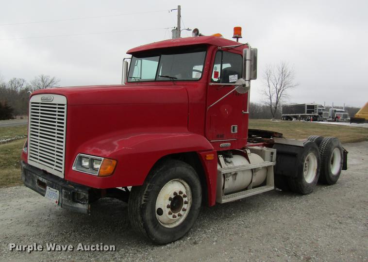image for item DC4314 1998 Freightliner FLD120 semi truck