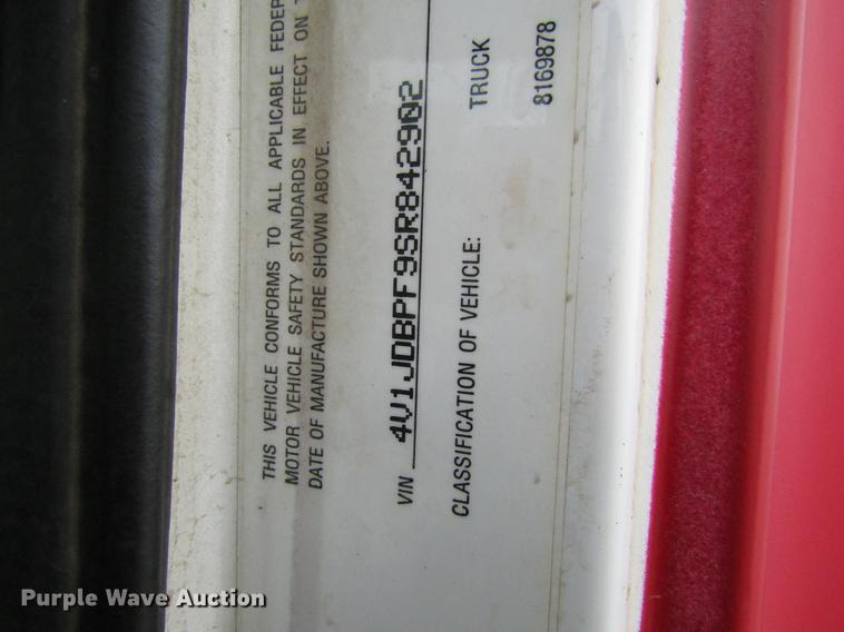 image for item DC4316 1995 Volvo WG semi truck