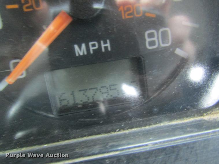 image for item DC4316 1995 Volvo WG semi truck