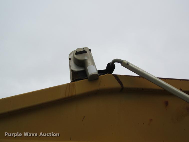 image for item DC4317 1994 Load King 2060-40-2 bottom dump trailer