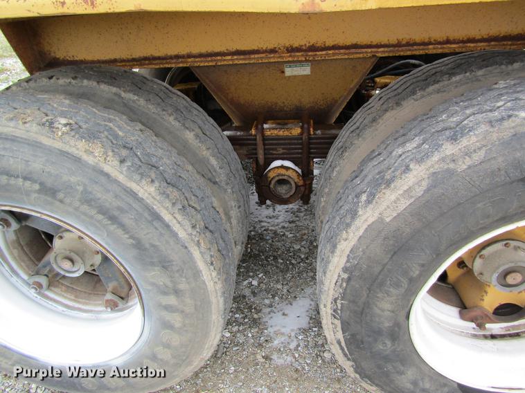 image for item DC4317 1994 Load King 2060-40-2 bottom dump trailer