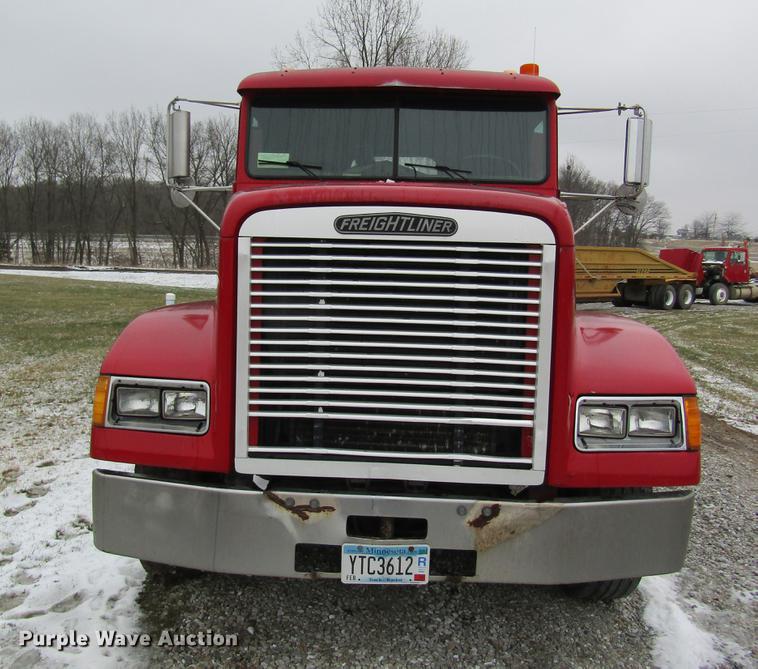image for item DC4318 1995 Freightliner FLD120 semi truck
