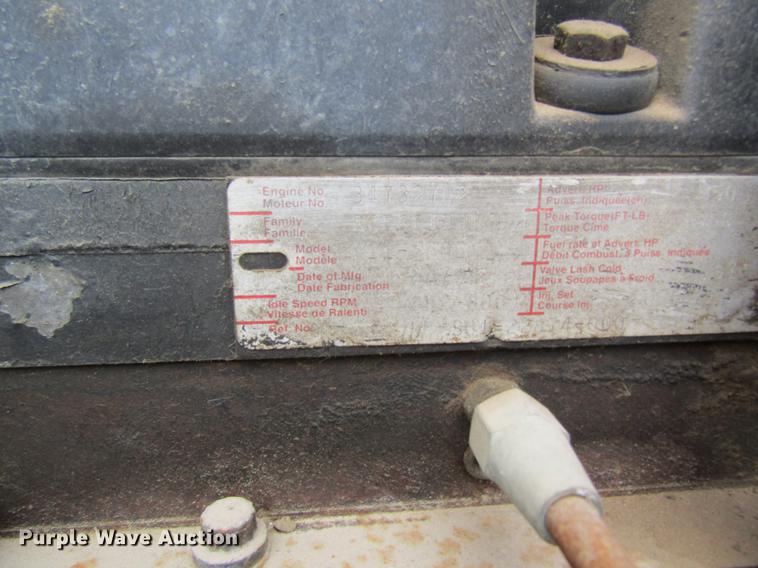 image for item DC4318 1995 Freightliner FLD120 semi truck