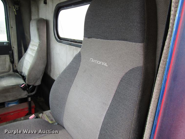 image for item DC4318 1995 Freightliner FLD120 semi truck