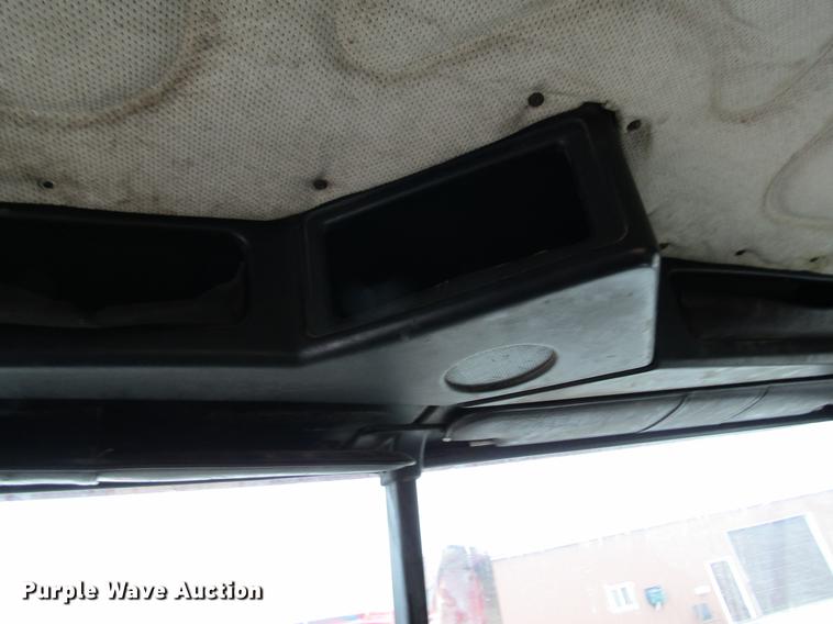 image for item DC4318 1995 Freightliner FLD120 semi truck