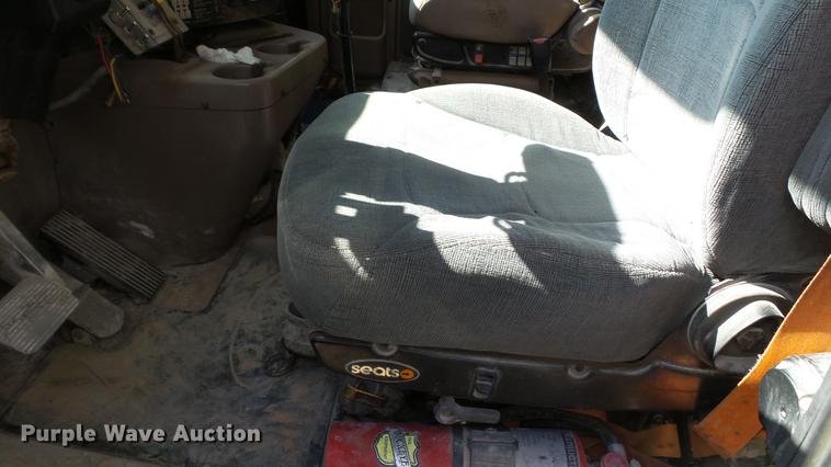 image for item DC5559 2007 International 9200i semi truck