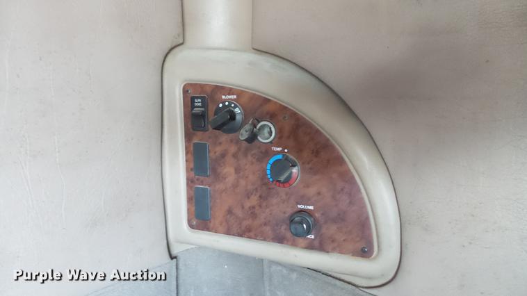 image for item DC5559 2007 International 9200i semi truck