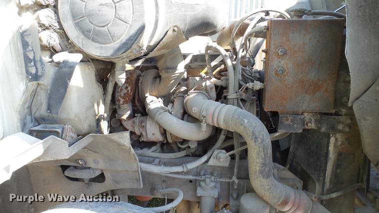 image for item DC5559 2007 International 9200i semi truck