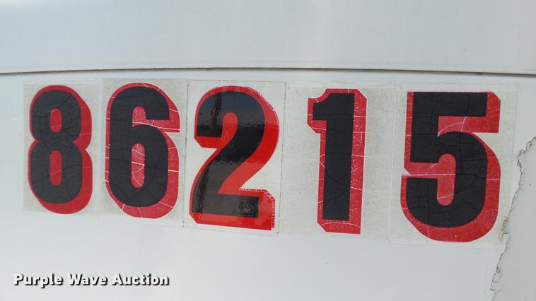 image for item DC5559 2007 International 9200i semi truck