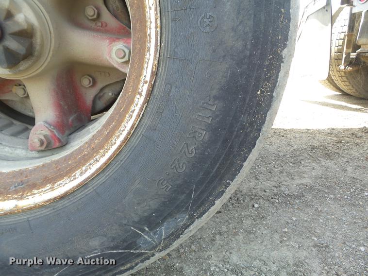 image for item DC7368 1972 Fruehauf ND-F2-DB4-24 end dump trailer