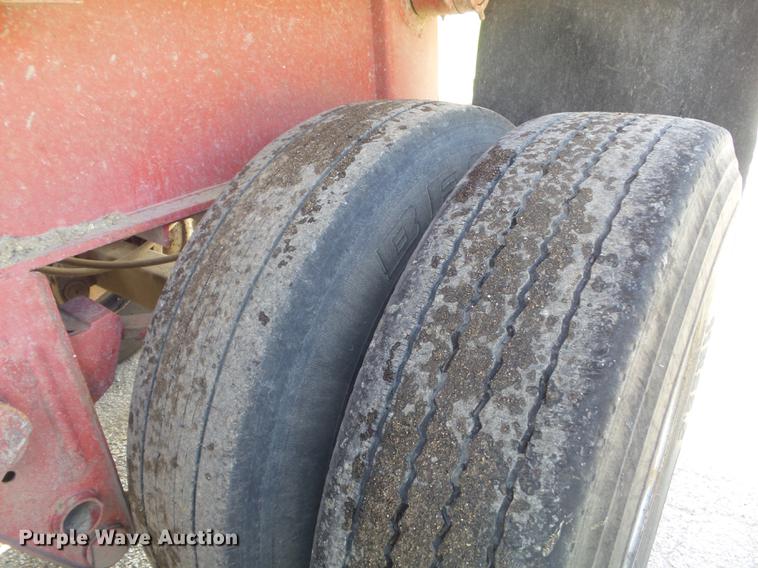 image for item DC7368 1972 Fruehauf ND-F2-DB4-24 end dump trailer