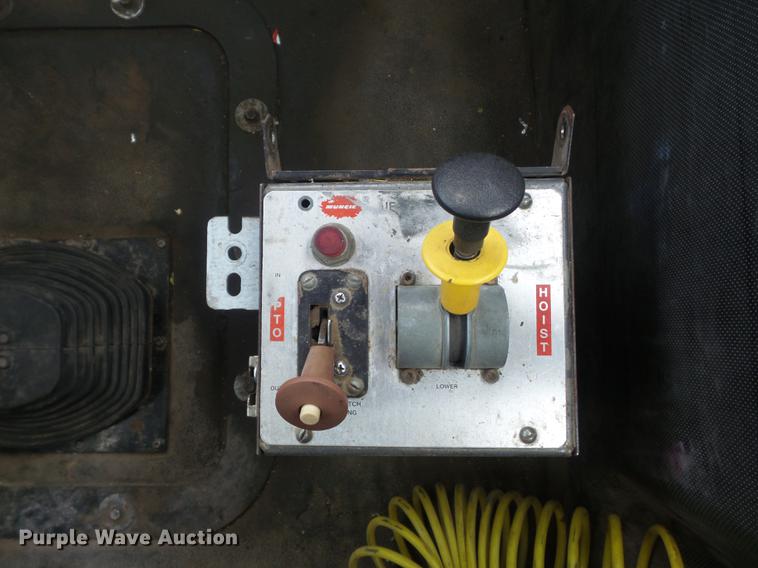 image for item DC7466 1995 Mack CH613 semi truck