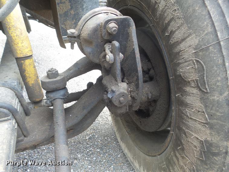 image for item DC7466 1995 Mack CH613 semi truck