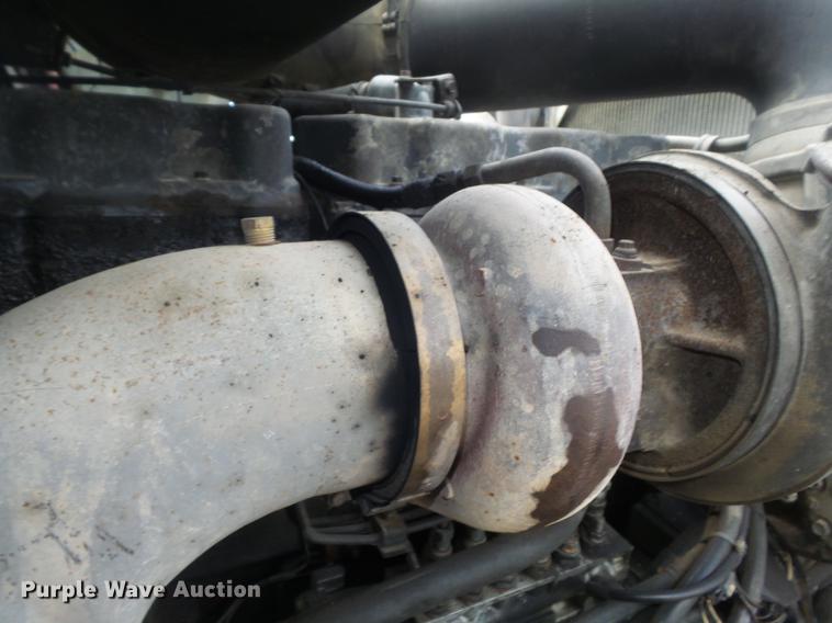 image for item DC7466 1995 Mack CH613 semi truck