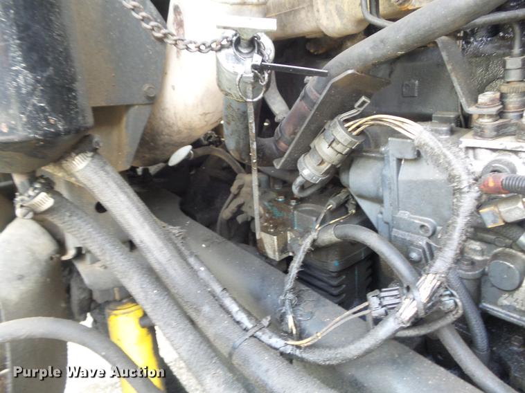 image for item DC7466 1995 Mack CH613 semi truck