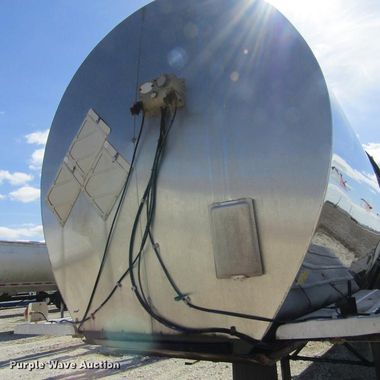 image for item DD2715 1972 Butler tank trailer