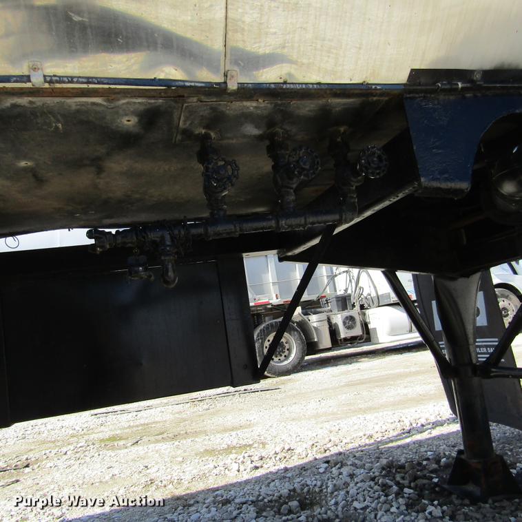 image for item DD2715 1972 Butler tank trailer