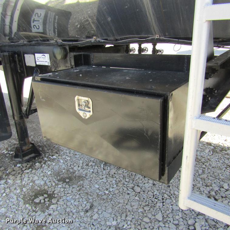 image for item DD2715 1972 Butler tank trailer