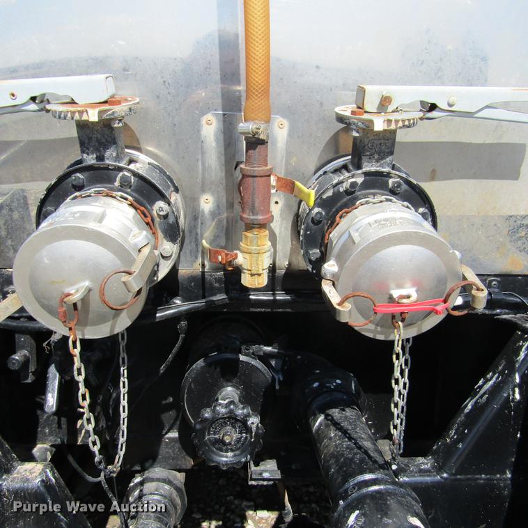 image for item DD2715 1972 Butler tank trailer