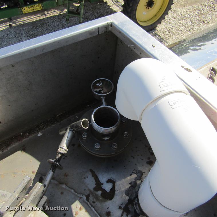 image for item DD2715 1972 Butler tank trailer