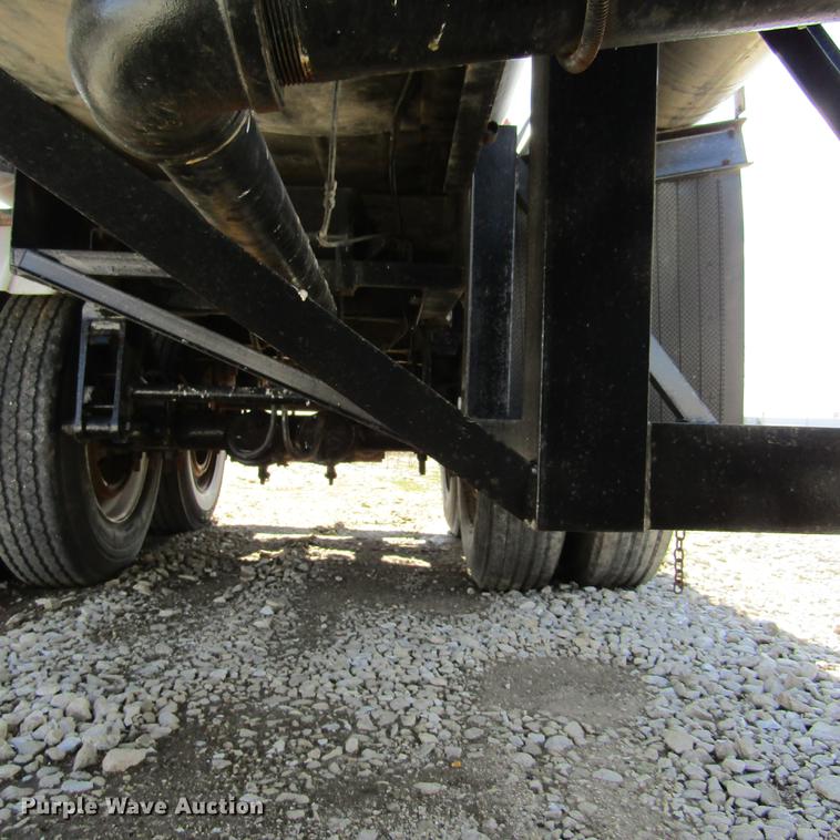 image for item DD2715 1972 Butler tank trailer