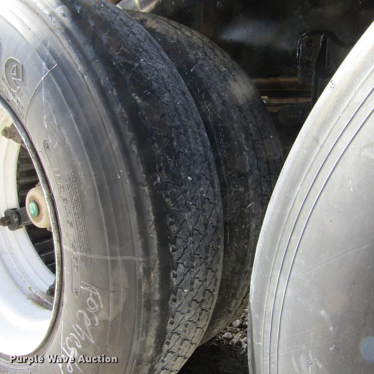 image for item DD2715 1972 Butler tank trailer