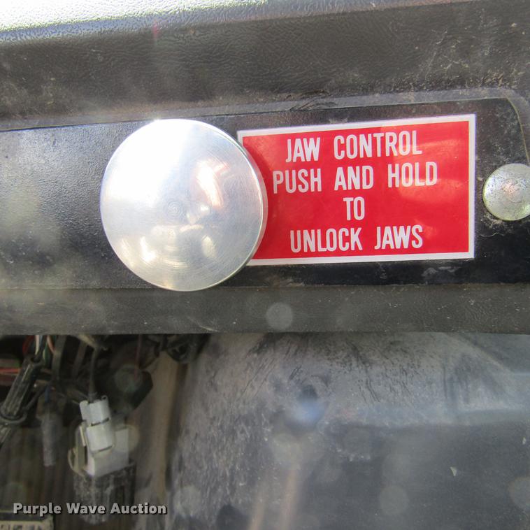 image for item DD2745 1993 Ford L8000 yard truck