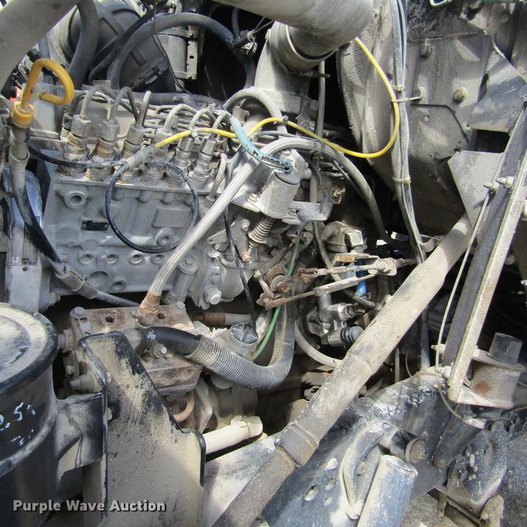 image for item DD2745 1993 Ford L8000 yard truck