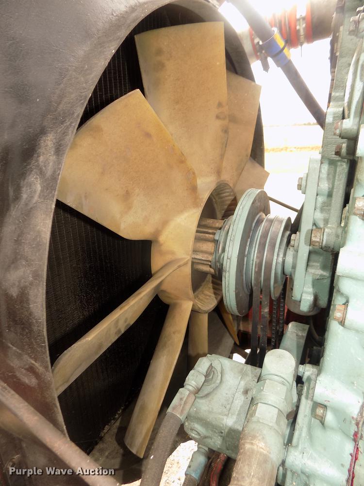 image for item DD2783 1993 Kenworth W900 semi truck