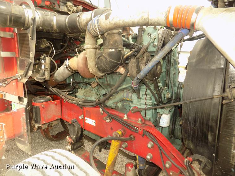 image for item DD2783 1993 Kenworth W900 semi truck