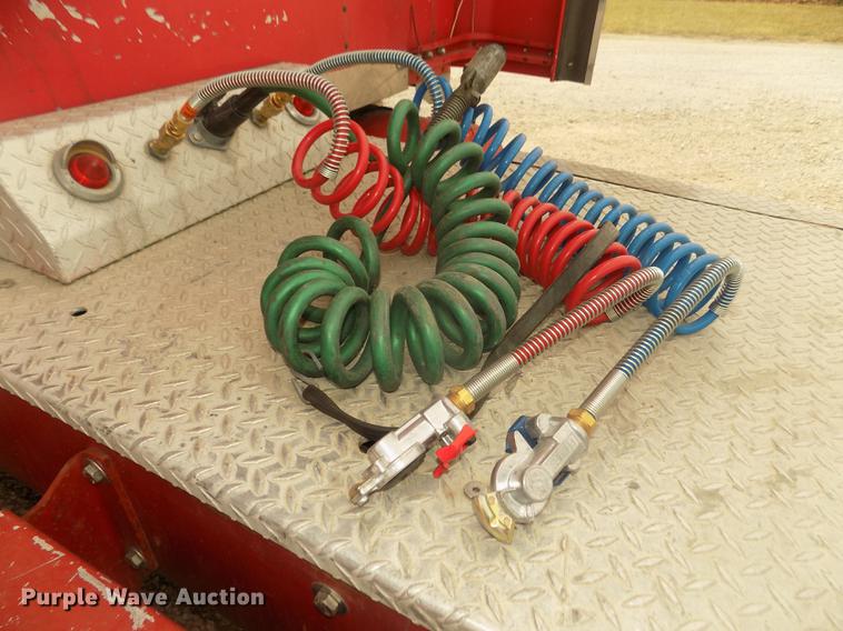 image for item DD2783 1993 Kenworth W900 semi truck