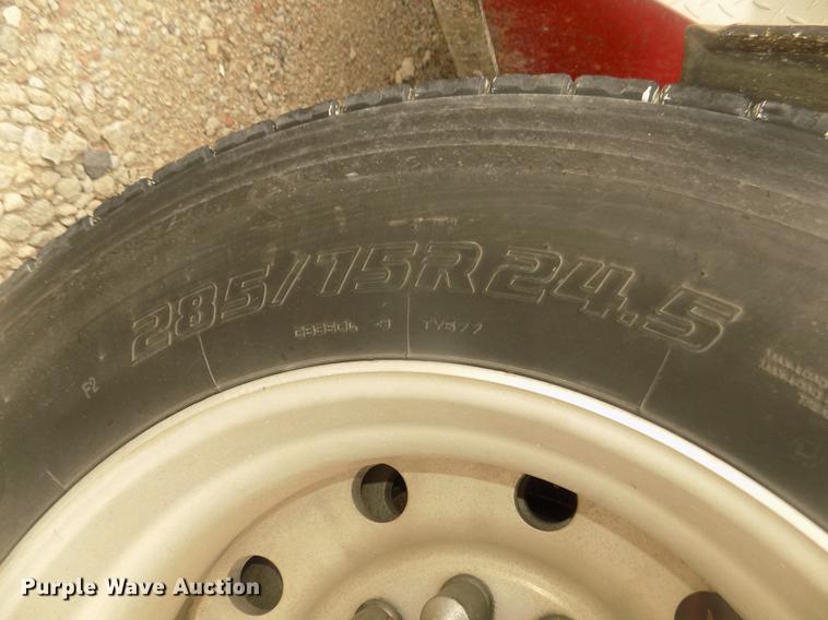 image for item DD2783 1993 Kenworth W900 semi truck