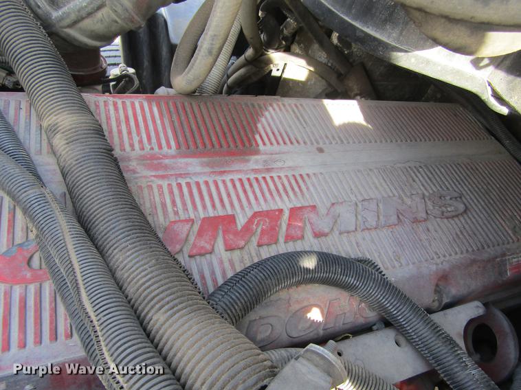 image for item DE6593 2007 Peterbilt 387 semi truck