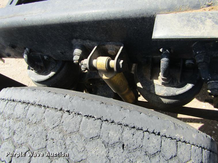 image for item DE6709 2007 Kenworth T600 semi truck