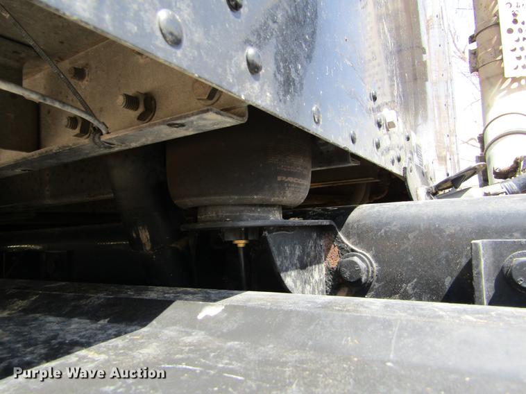 image for item DE6709 2007 Kenworth T600 semi truck